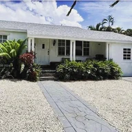 Casa a la venta en 3554 NW 12th Ter, Miami FL 33125