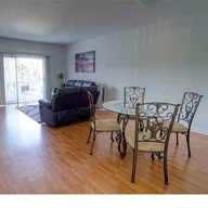 Apartamento a la venta en 3501 Jackson St # 407, Hollywood FL 33021