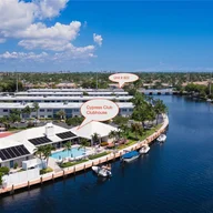 Apartamento a la venta en 180 Cypress Club Dr # 822, Pompano Beach FL 33060