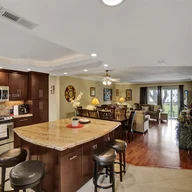 Apartamento a la venta en 211 S Hollybrook Dr # 207, Pembroke Pines FL 33025