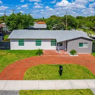 Casa a la venta en 4402 SW 89th Ct, Miami FL 33165