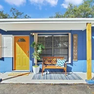 Casa a la venta en 2406 N 28th Ave, Hollywood FL 33020