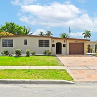 Casa a la venta en 5808 NW 20th St, Margate FL 33063