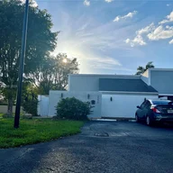 Casa a la venta en 2554 SW 122nd Ct, Miami FL 33175