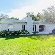 Casa a la venta en 5846 SW 50th Ter, Miami FL 33155
