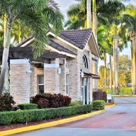 Casa a la venta en 14066 S Cypress Cove Cir, Davie FL 33325