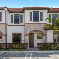 Casa a la venta en 10618 W 33rd Way # 10618, Hialeah FL 33018