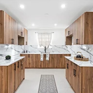 Casa a la venta en 3040 NW 63rd St, Miami FL 33147