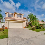 Casa a la venta en 1346 SW 180th Ave, Pembroke Pines FL 33029