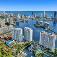 Apartamento a la venta en 3201 NE 183rd St # 504, Aventura FL 33160