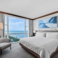 Apartamento a la venta en 6801 Collins Ave # 1002, Miami Beach FL 33141