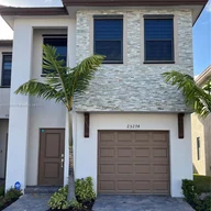 Casa a la venta en 25274 SW 107th Ct, Homestead FL 33032