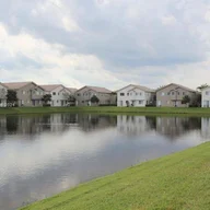 Casa a la venta en 2204 Oakmont Dr # 0, Riviera Beach FL 33404