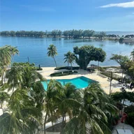 Apartamento a la venta en 2451 Brickell Ave # 5S, Miami FL 33129