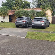 Casa a la venta en 7931 SW 15th St, Miami FL 33144