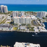 Apartamento a la venta en 3020 NE 32nd Ave # 713, Fort Lauderdale FL 33308