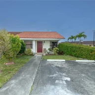 Casa a la venta en 1490 SW 124th Place Concourse, Miami FL 33184