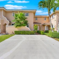 Casa a la venta en 3734 SW 153rd Pl # 3734, Miami FL 33185