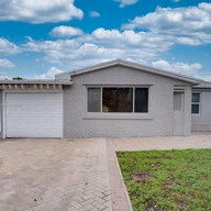 Casa a la venta en 2703 Adams St, Hollywood FL 33020