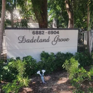 Apartamento a la venta en 6900 N Kendall Dr # A303, Pinecrest FL 33156