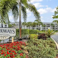 Apartamento a la venta en 16051 Blatt Blvd # 403, Weston FL 33326