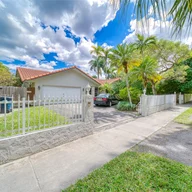 Casa a la venta en 9855 SW 122nd Ave, Miami FL 33186