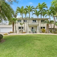 Casa a la venta en 19805 SW 242nd St, Homestead FL 33031