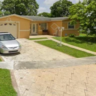 Casa a la venta en 4551 NW 42nd St, Lauderdale Lakes FL 33319