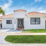 Casa a la venta en 14480 SW 113th Ln, Miami FL 33186