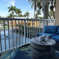 Apartamento a la venta en 1450 SE 3rd Ave # 206, Dania Beach FL 33004