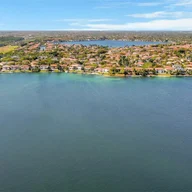 Casa a la venta en 13830 SW 127th Ct, Miami FL 33186