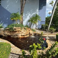 Apartamento a la venta en 9365 Fontainebleau Blvd # E236, Miami FL 33172