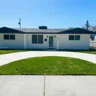 Casa a la venta en 1326 Arthur St, Hollywood FL 33019