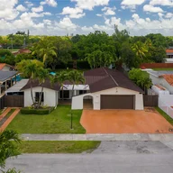 Casa a la venta en 3415 SW 108th Ct, Miami FL 33165