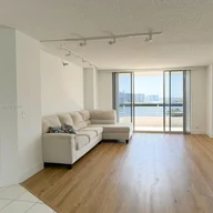Apartamento a la venta en 3400 NE 192nd St # 1404, Aventura FL 33180