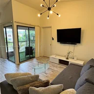 Apartamento a la venta en 910 Constitution Dr # 910E, Homestead FL 33034