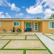 Casa a la venta en 17180 NE 1st Ave, North Miami Beach FL 33162