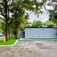 Casa a la venta en 6440 Windmill Gate Rd # 6440, Miami Lakes FL 33014