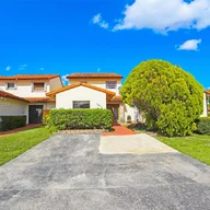 Casa a la venta en 1611 SW 124th Pl Concourse # 123, Miami FL 33175