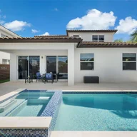 Casa a la venta en 15139 SW 176th St, Miami FL 33187