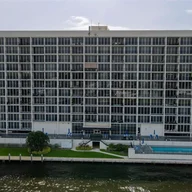 Apartamento a la venta en 521 N N RIVERSIDE DR # 506, Pompano Beach FL 33062