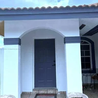 Casa a la venta en 14787 SW 141st Ter, Miami FL 33196