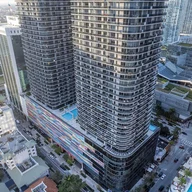 Apartamento a la venta en 45 SW 9th St # 2203, Miami FL 33130