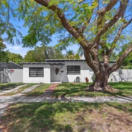 Casa a la venta en 45 NW 127th St, North Miami FL 33168
