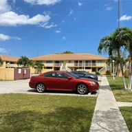 Apartamento a la venta en 540 NW 214th St # 201, Miami Gardens FL 33169