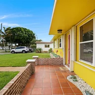 Casa a la venta en 430 NW 76th Ave, Pembroke Pines FL 33024