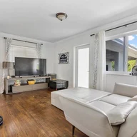 Casa a la venta en 630 NE 130th St, North Miami FL 33161