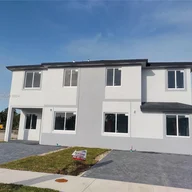 Casa a la venta en 22440 SW 124 CT # B, Miami FL 33170