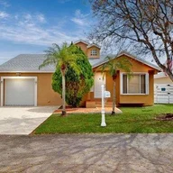 Casa a la venta en 14517 SW 139th Ave Cir W, Miami FL 33186