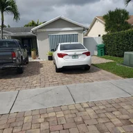 Casa a la renta en 14223 SW 153rd Ter # 1, Miami FL 33177